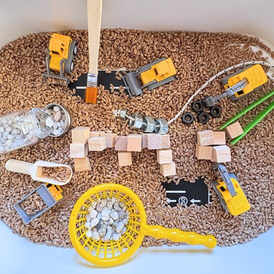 TRAKTORI sensorā kaste